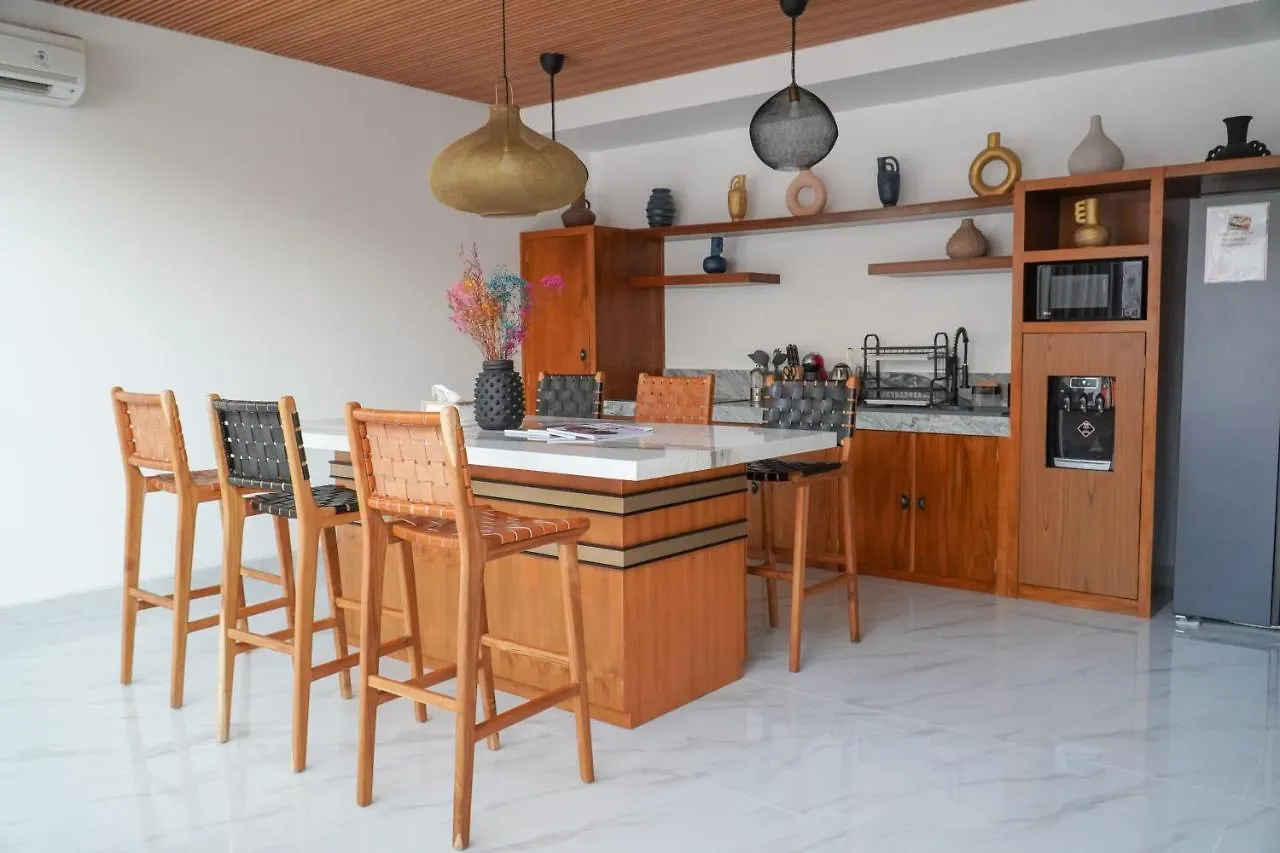 Villa Exquisite Central Seminyak Ινδονησία